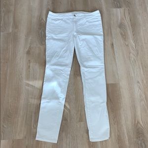 White American Eagle super stretch jeans